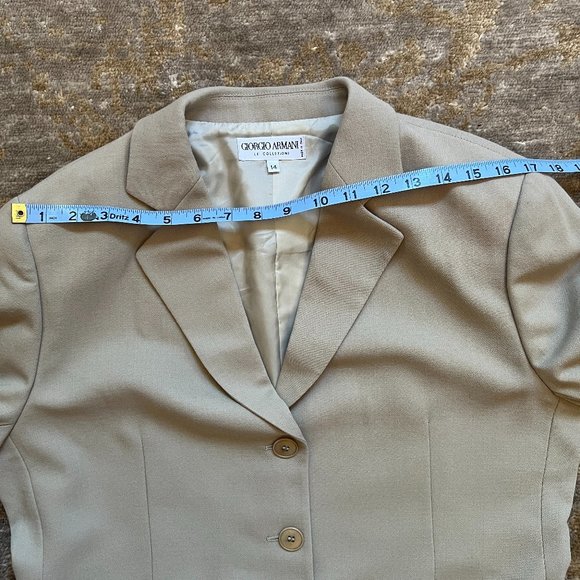 Giorgio Armani Le Collezioni Stone Wool  2 Piece Skirt Suit 14 - Picture 7 of 15